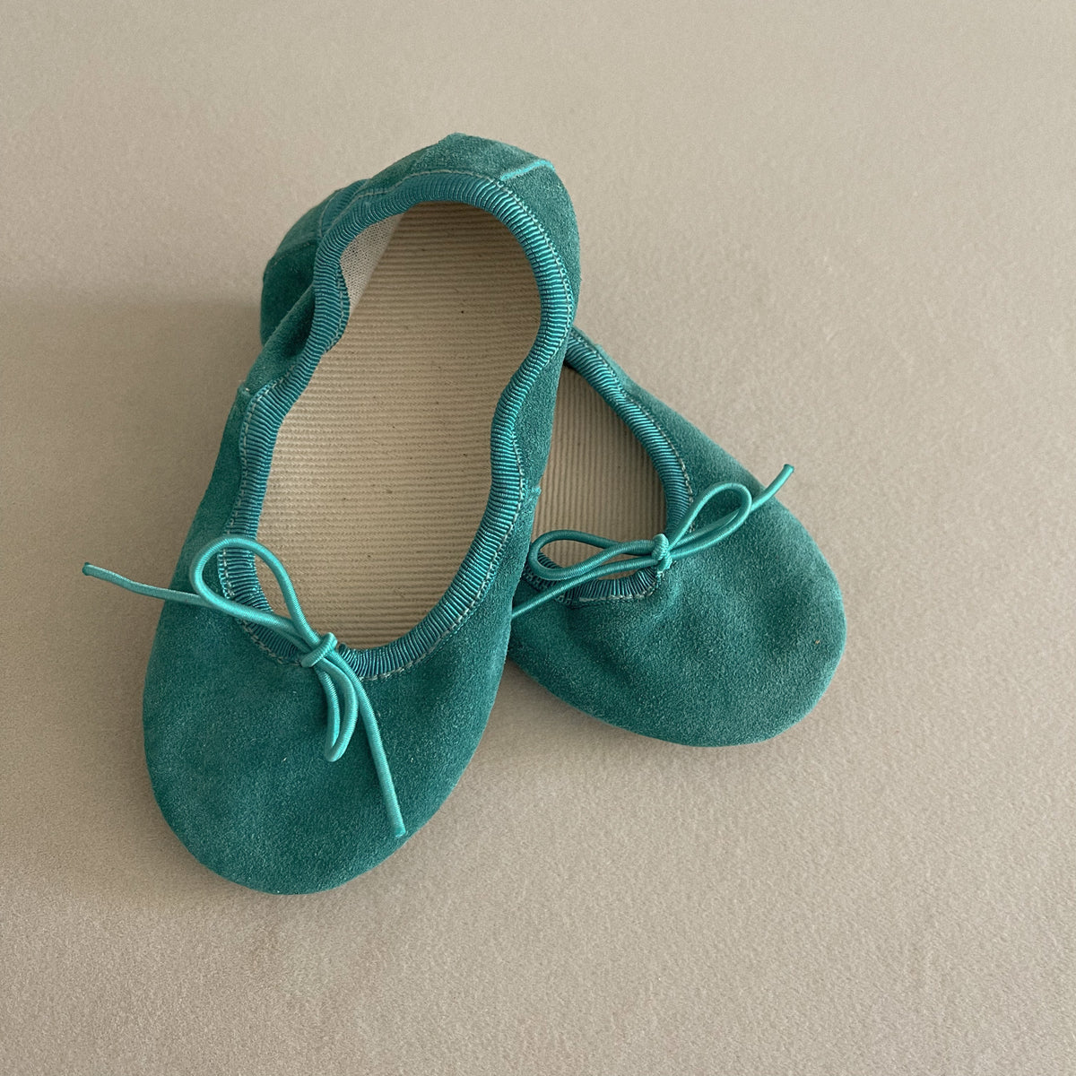 Ballerina shoes Turquoise suede Milky Choice
